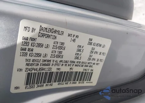 2005 Dodge Grand Caravan Sxt z USA, uszkodzony, nr VIN 2D4GP44L85R411331